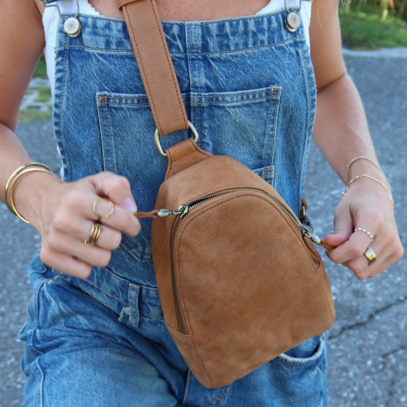 Fern Sling In Buffed Leather - Whiskey